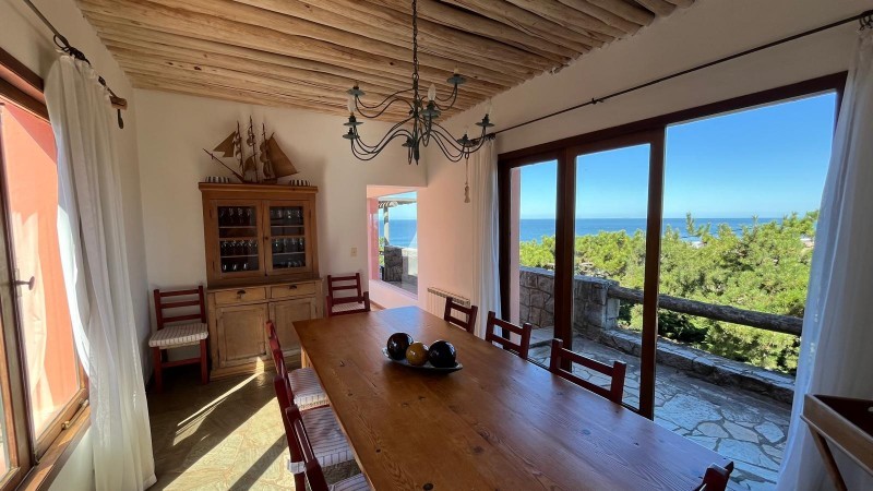 Increible casa en venta y alquiler en El Chorro a pasos del mar